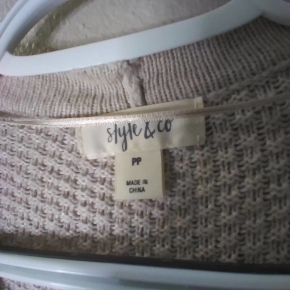 STYLE & Co Cardigan Sweater Petite - Picture 3 of 8